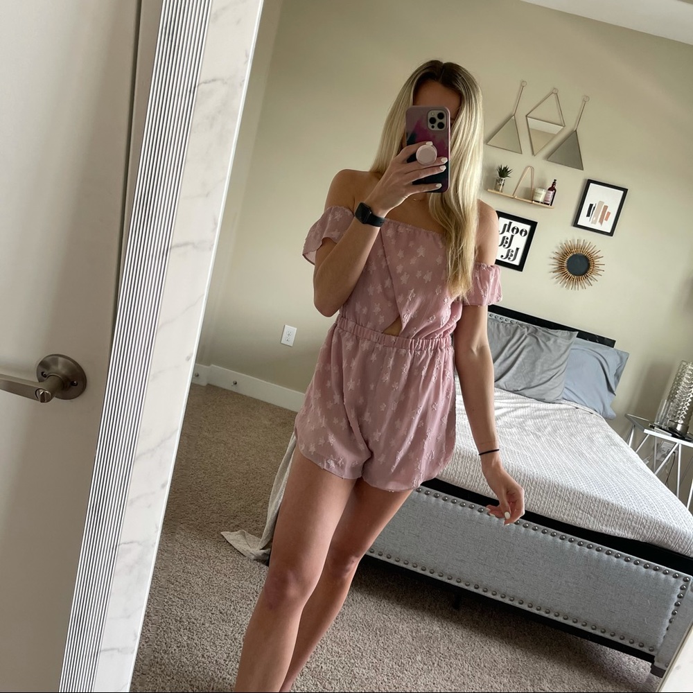 Superdown Pink Star Romper - Picture 3 of 8